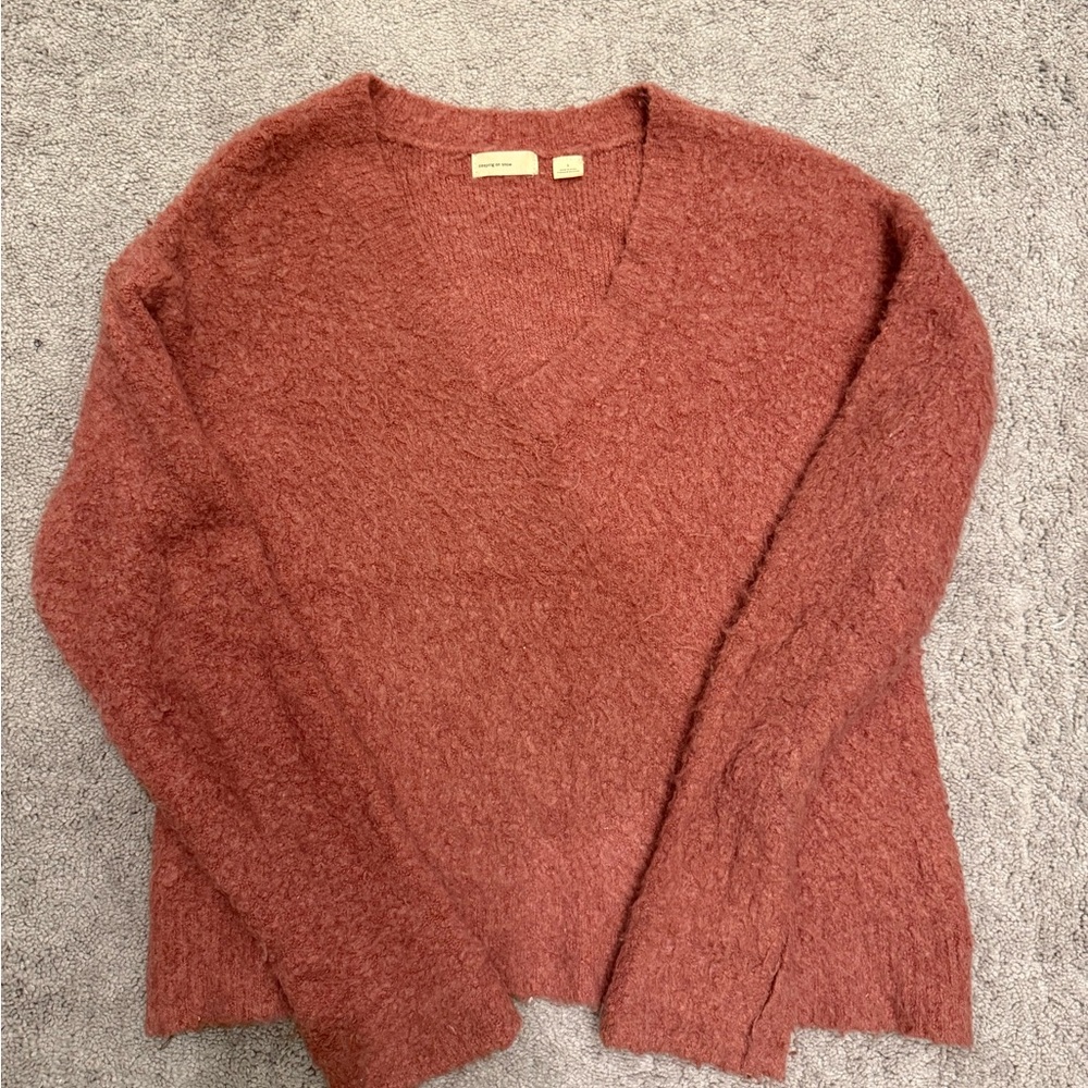 Cozy V-Neck Sweater in Warm Rust